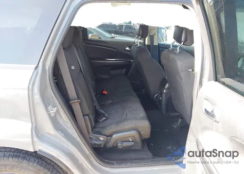 2019 Dodge Journey Se from USA, damaged, VIN 3C4PDCBB4KT779010